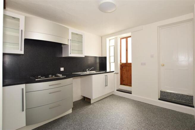 Kitchen/ Dining Room