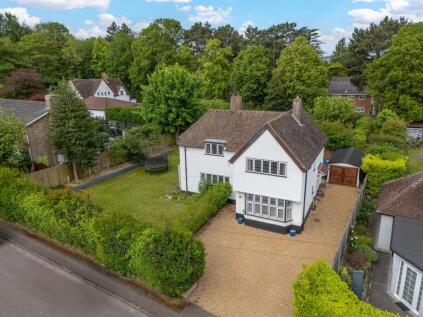 Eastfield Road, Royston, SG8