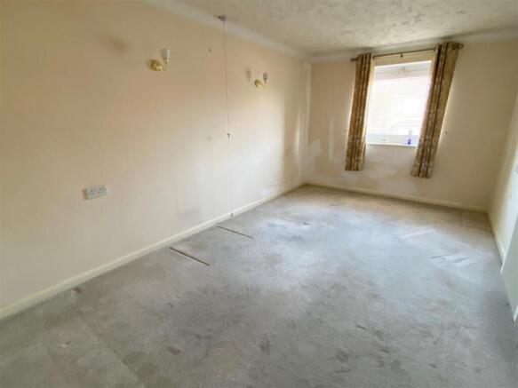 19SOUTHDOWNBED1.jpg