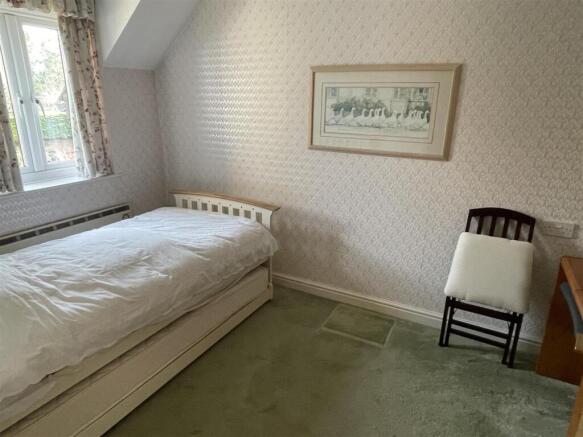Bedroom 2 (Front)
