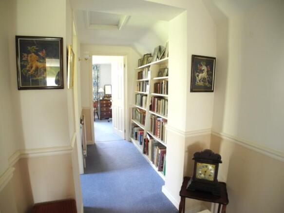 Photo 8