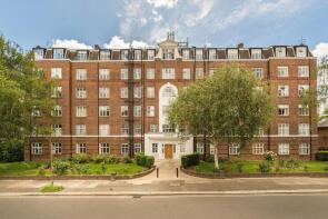2, Beverley Court, Wellesley Road, Chiswick, London W4 4LQ
