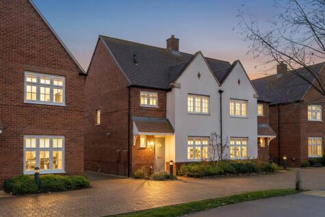 Senliz Road, Alconbury Weald, Huntingdon, Cambridgeshire, PE28 4FR