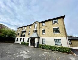 Flat 1, 59 Diana Court, Stanley Road, Carshalton SM5 4LE