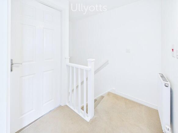 2 bed Semi-Detached for sale Image 8