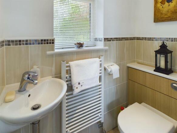 Cloakroom/WC
