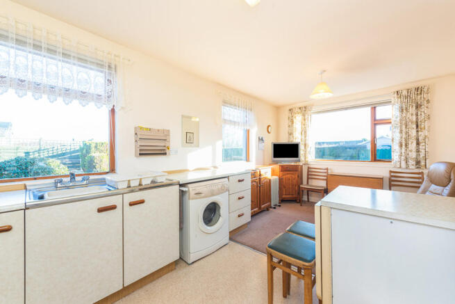 Kitchen/Dining