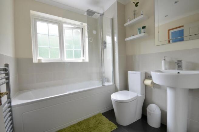 Family Bathroom 