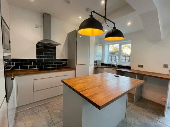 Kitchen.jpg