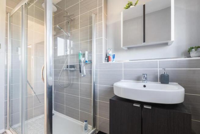 bathroom-2.jpg