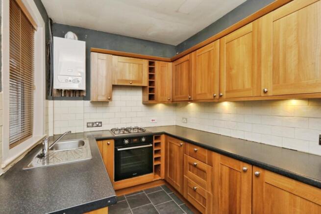 5 bed Terraced for sale Image 6