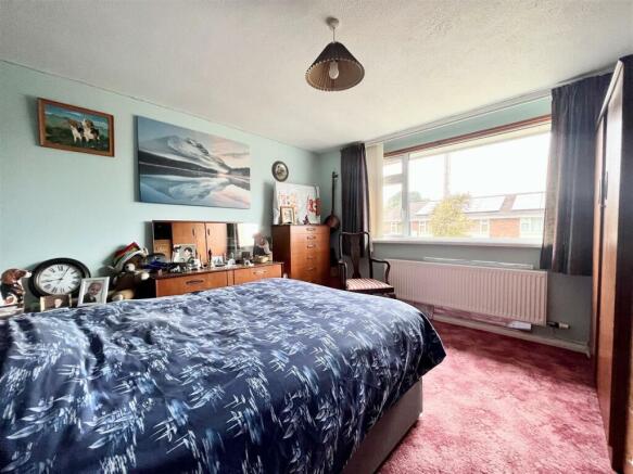 Bedroom1.jpg