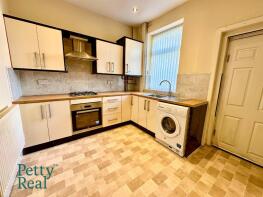 37, Cleveland Street, Colne BB8 0BD
