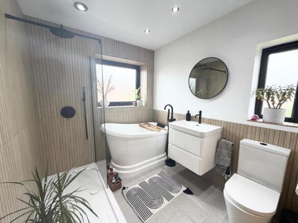 3 bed Semi-Detached for sale Image 9