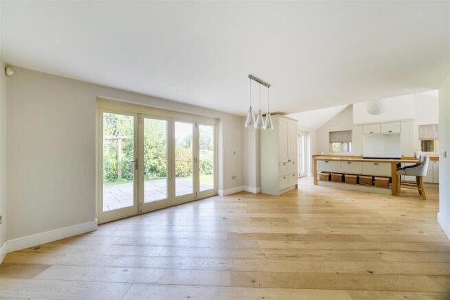 Stunning open plan accomodation