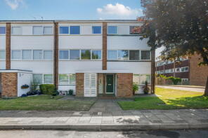 87, Woodcote Drive, Orpington BR6 8DT