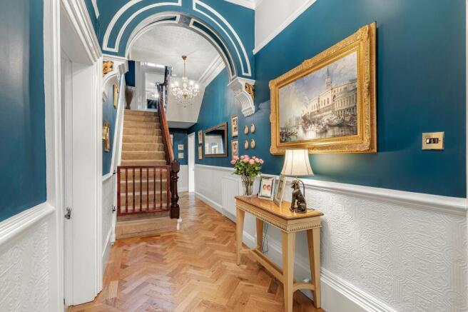 6 bed Character Property for sale Image 7