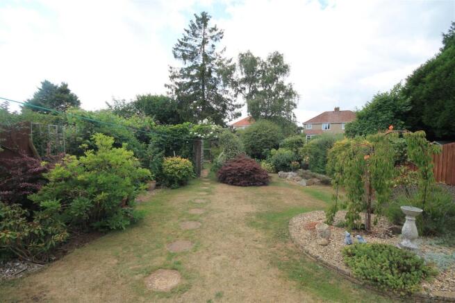 HR Garden i.JPG