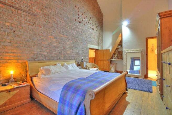 Master Bedroom Main