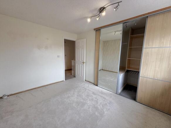 2 bed Terraced for sale Image 7