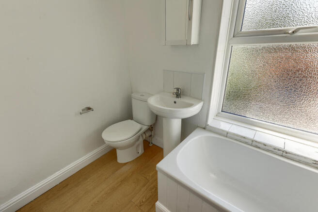 1 bed Terraced to rent Image 10