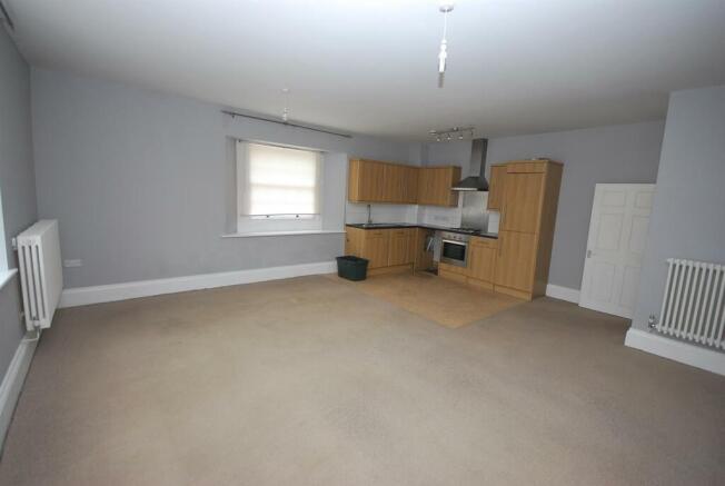 Living/kitchen area