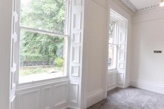 2 bed Flat to rent Image 10