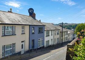 9, Furzebeam Terrace, Torrington Lane, Bideford EX39 4BD
