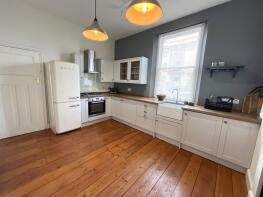 Top Floor Flat, 29, Friars Walk, Exeter EX2 4AY
