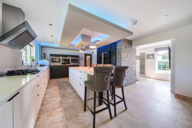 Kitchen/Breakfast Rm