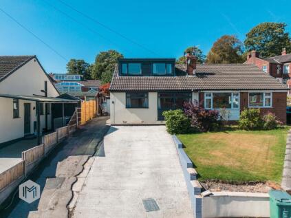 First Avenue, Tottington, BL8