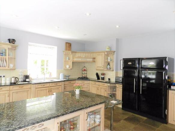Fitted Kitchen...