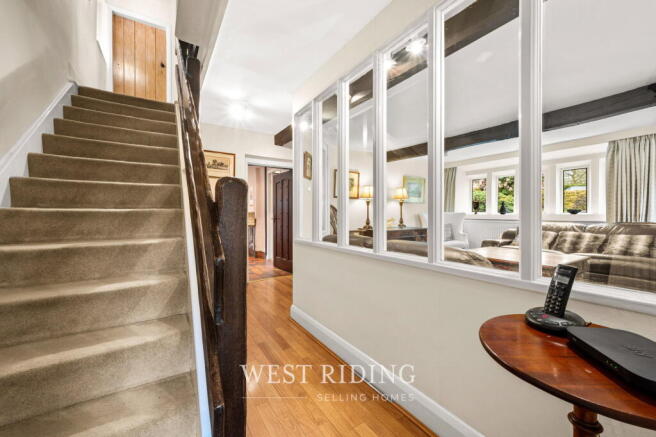 4 bed Semi-Detached for sale Image 8