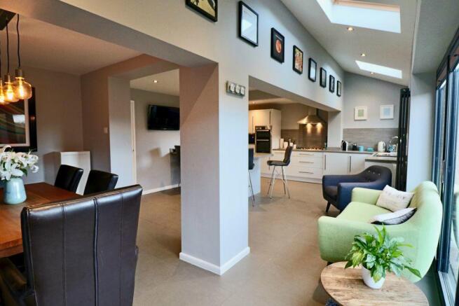Kitchen/living/diner