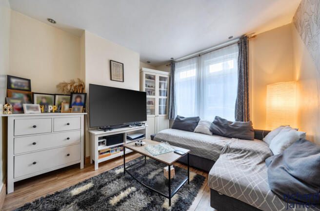 57c302e6292745e59dc297f8462bd194