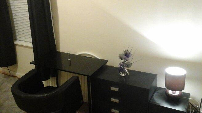 4 bed House Share to rent Image 8
