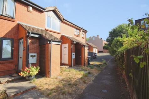 Austin Edwards Drive, Warwick