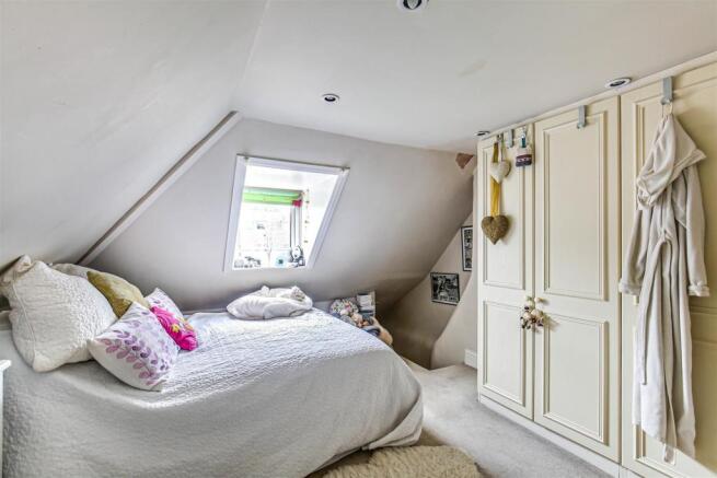 13. Bedroom 3.jpg
