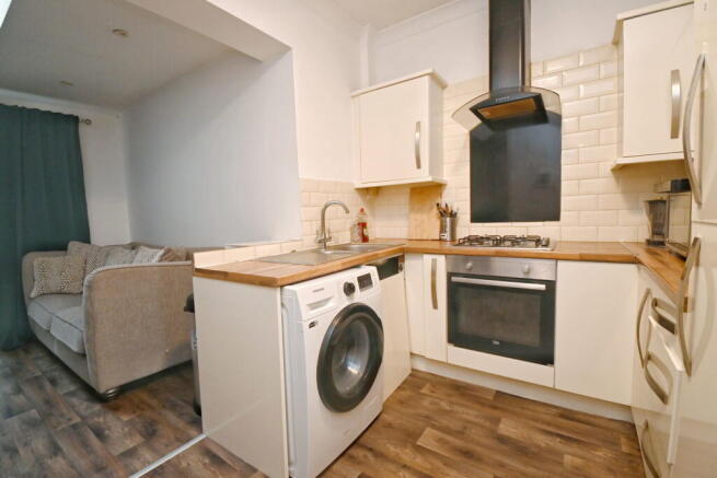 2 bed Terraced for sale Image 4