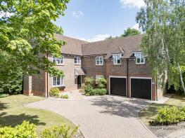 37, Tempest Mead, North Weald Bassett, Epping CM16 6DY