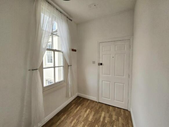 Hallway 2.jpg