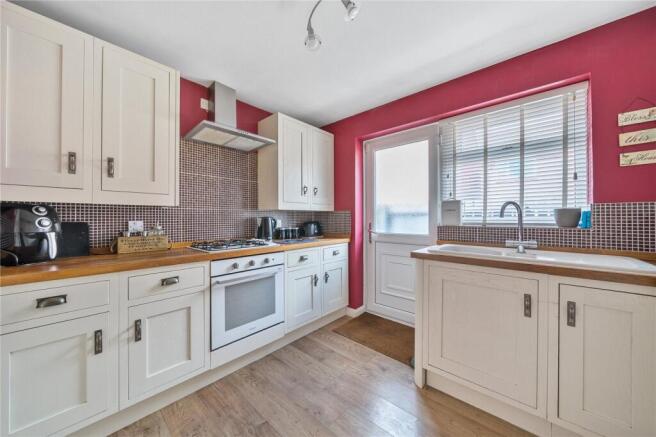 3 bed Bungalow for sale Image 7