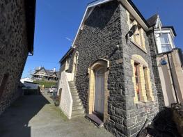 Flat 2, Coed Mawr, Village Road, Llanfairfechan LL33 0NH