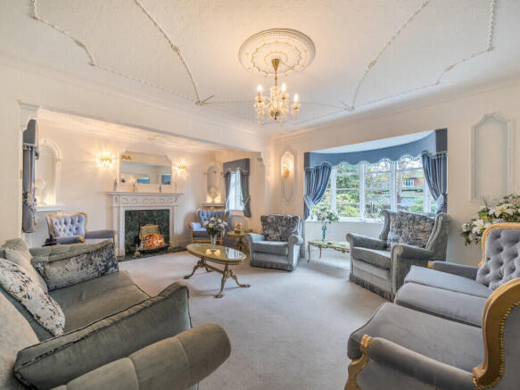 1369972-30-68fb69...