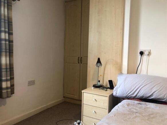1 bed House to rent Image 10