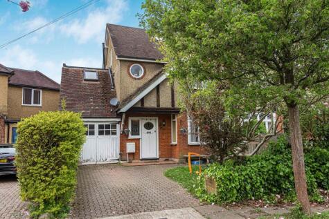 Lynton Avenue, St Albans, AL1