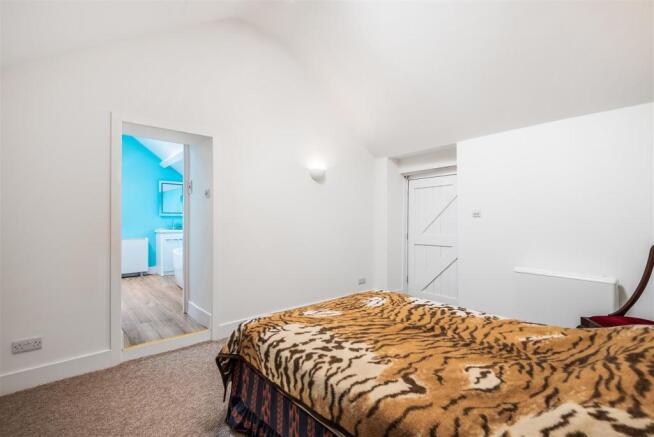 GROUND FLOOR BEDROOM