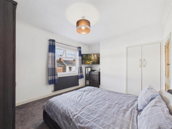 2 bed Terraced for sale Image 8