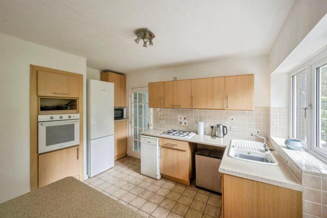 2 bed Detached Bungalow for sale Image 12
