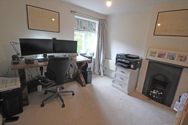 Photo 10